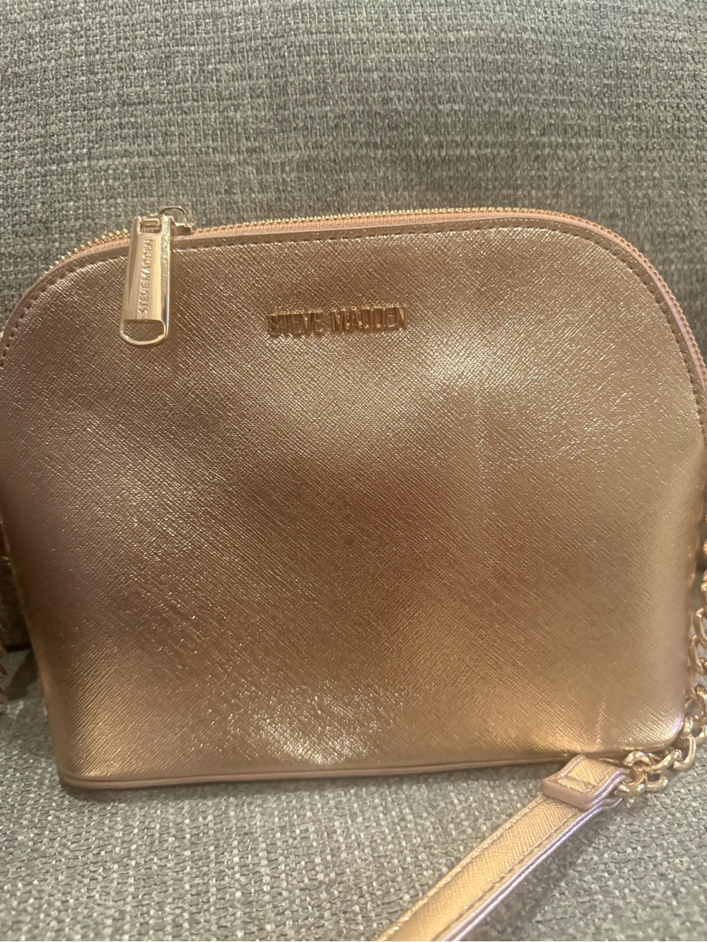 Steve Madden rose gold crossbody bag
